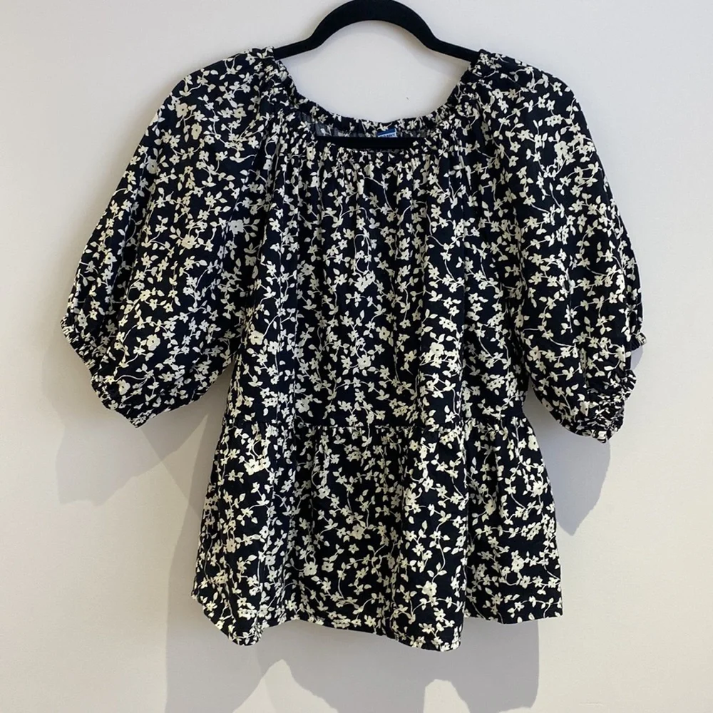 Old Navy Floral Puff Sleeve Babydoll Top - Picture 2 of 11